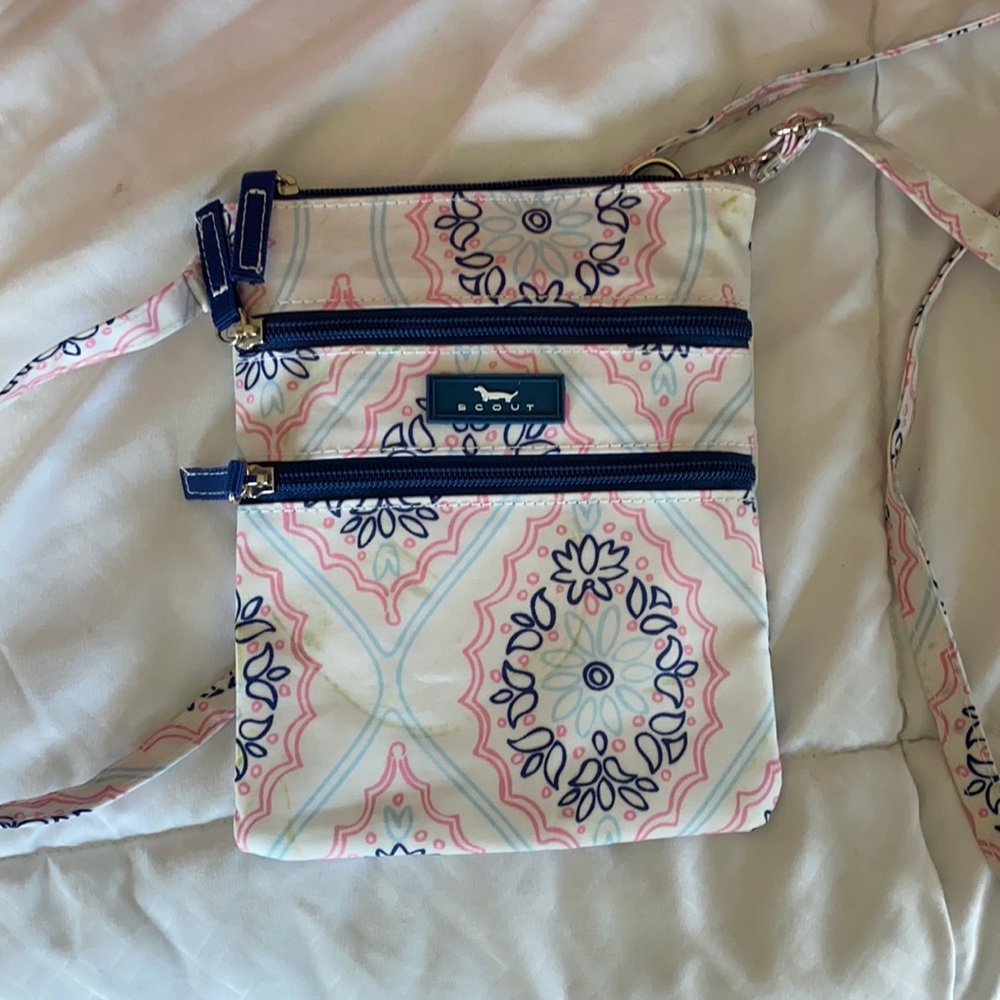 Scout Crossbody Bag